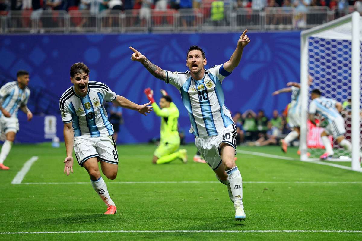 Dans un match totalement fou, l'Argentine inscrit trois buts en 13 minutes pour renverser l'Égypte
