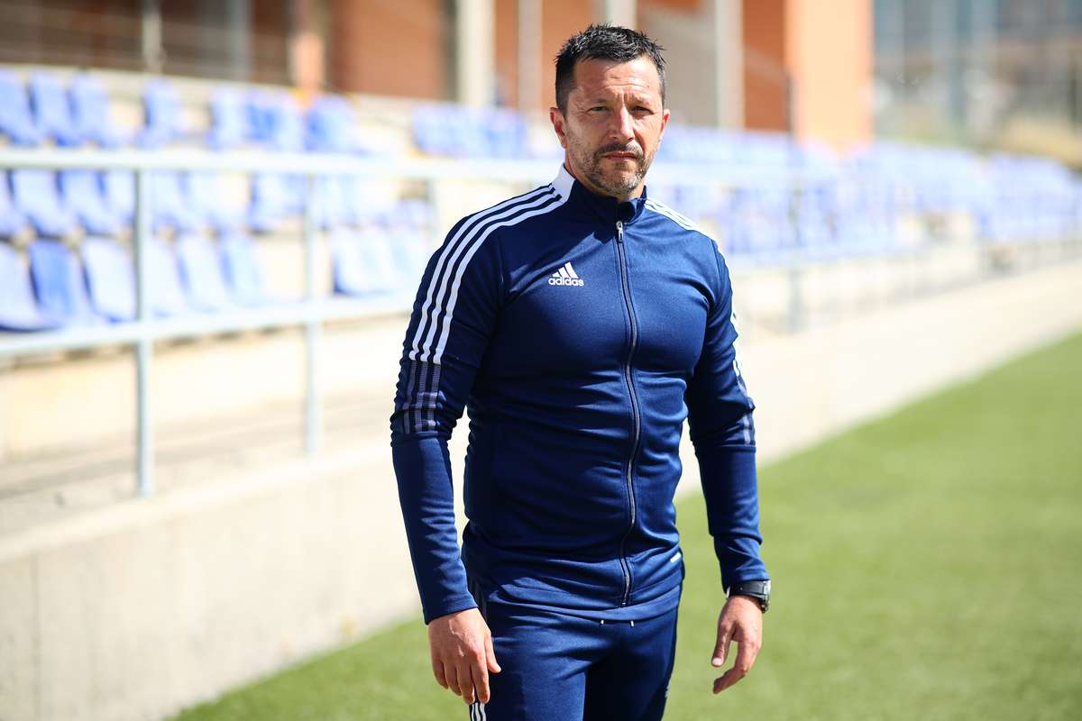 Oficial: Israel Dionísio é o novo treinador do Oliveira do Hospital