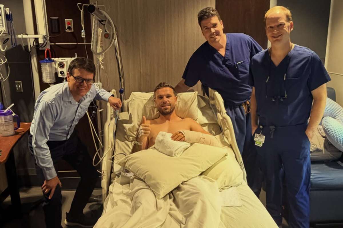 Mundial-2026: Jordan Henderson operado ao braço esquerdo