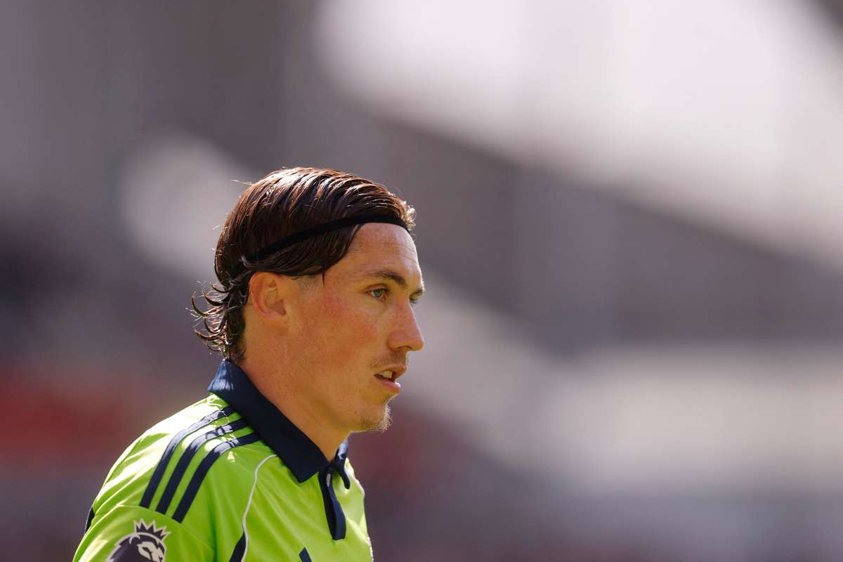 Leeds sign ex-Fulham star Harry Wilson on free transfer