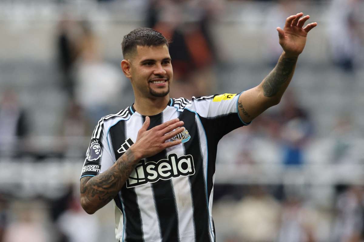 Bruno Guimarães quer sair do Newcastle e rumar ao Arsenal