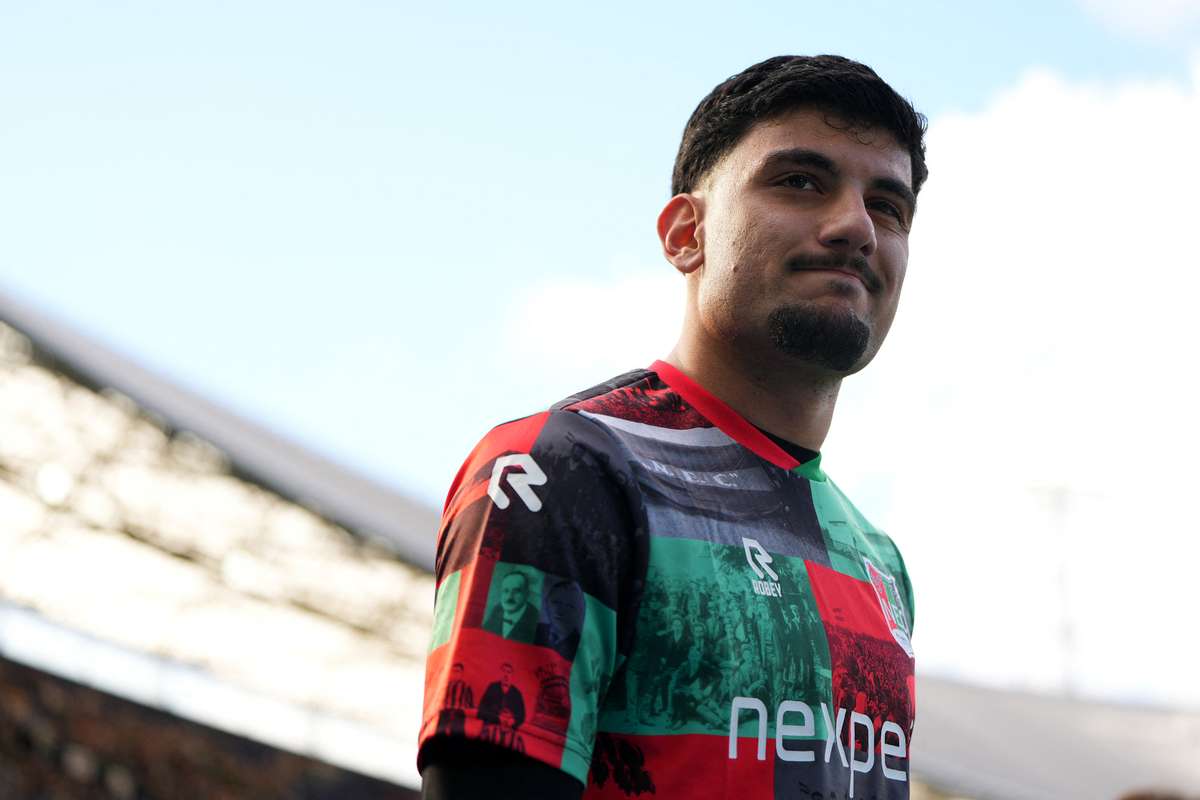 Oficial: Lille contrata Basar Önal ao NEC