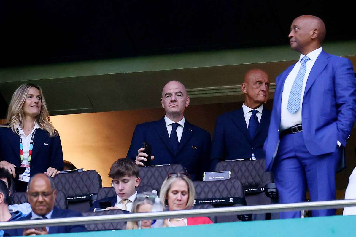 "Foul ist ein Foul": Schiri-Boss Collina verteidigt Entscheidungen von Letexier