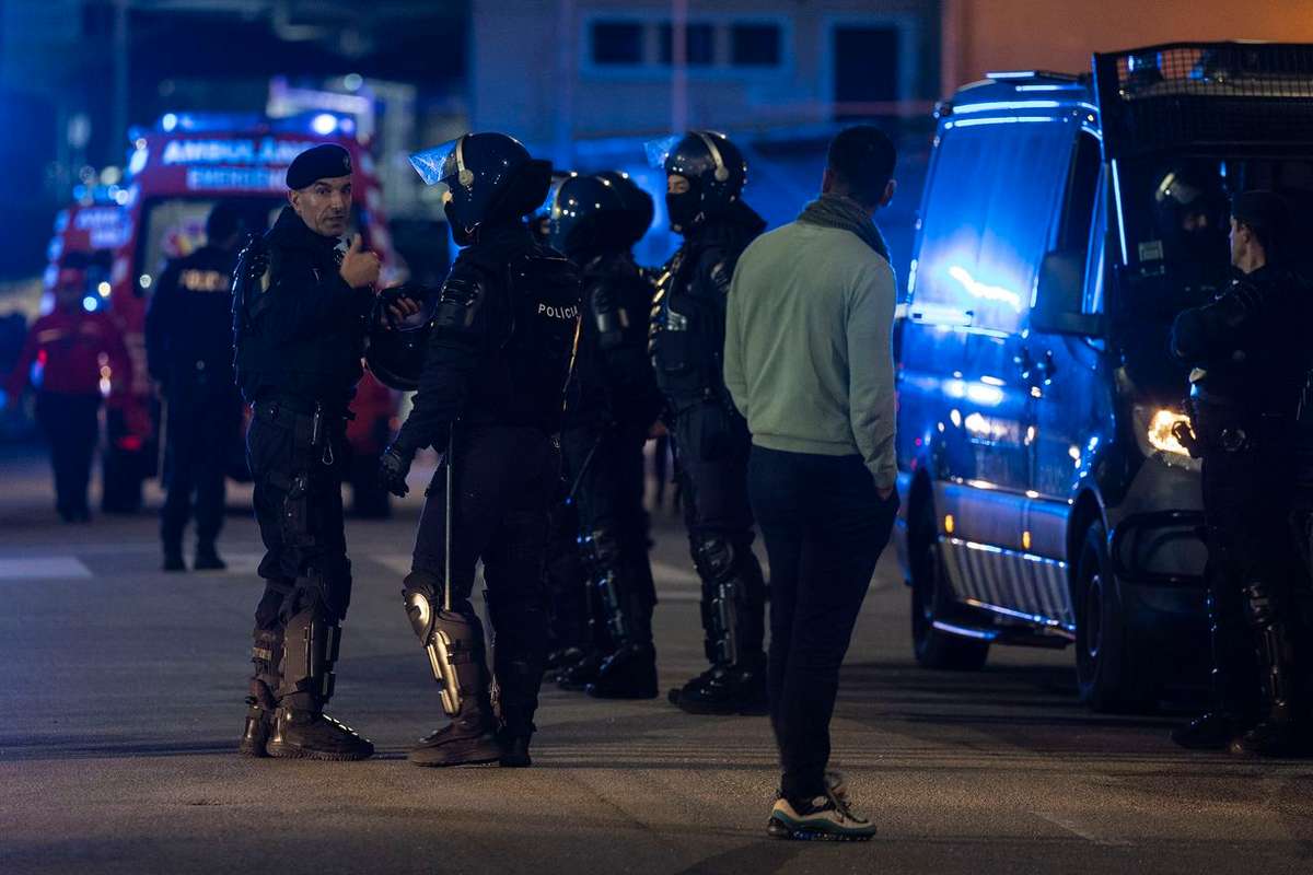 Detidas 10 pessoas ligadas aos No Name Boys por agressões antes de Sporting-Benfica