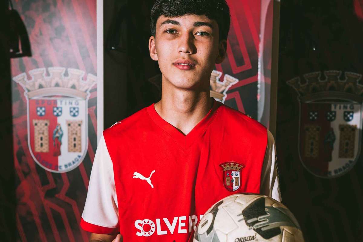 Oficial: Sayfiddin Sodikov é reforço do SC Braga