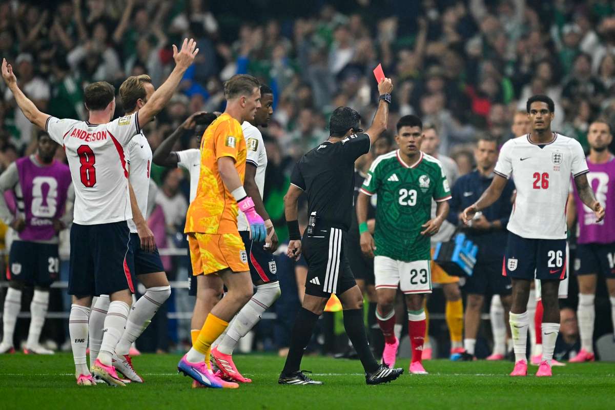 L'Angleterre n'est pas les États-Unis : la FIFA inflige une suspension sévère à Quansah après son carton rouge
