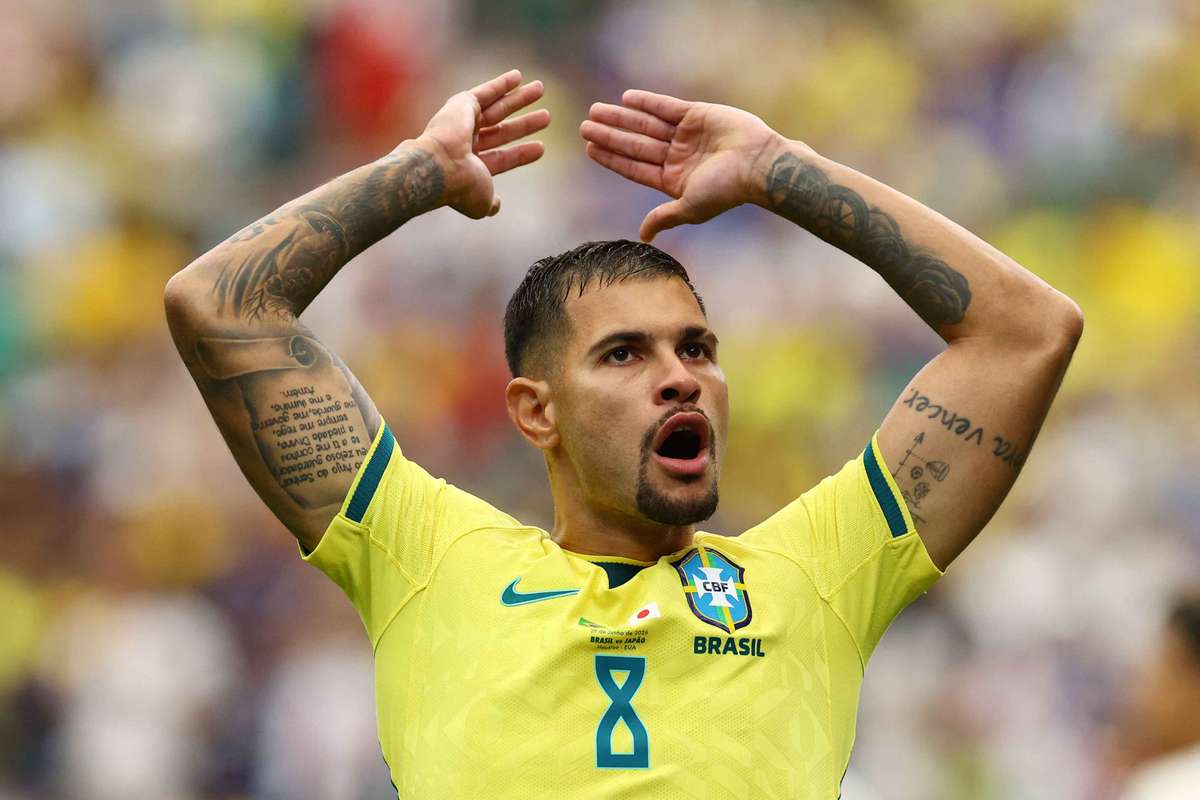 Exclusivo Flashscore: Newcastle tenta gerir a incerteza em torno de Bruno Guimarães com o interesse em Manzambi