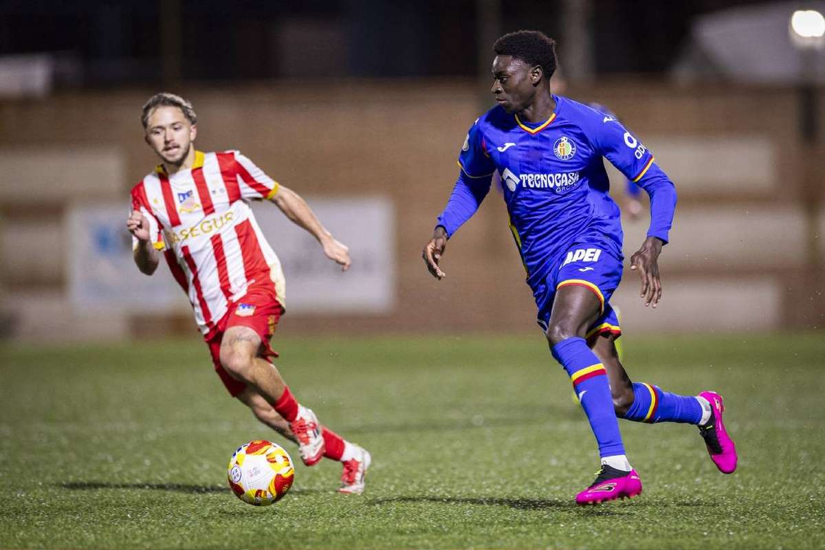 Oficial: Coba troca o Getafe pelo Al-Kholood