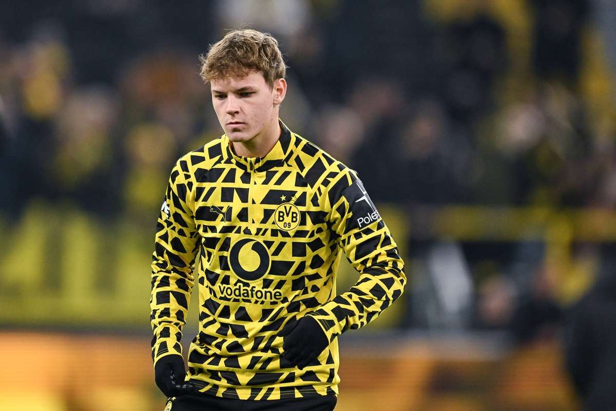 Oficial: Elversberg contrata Cole Campbell ao Borussia Dortmund