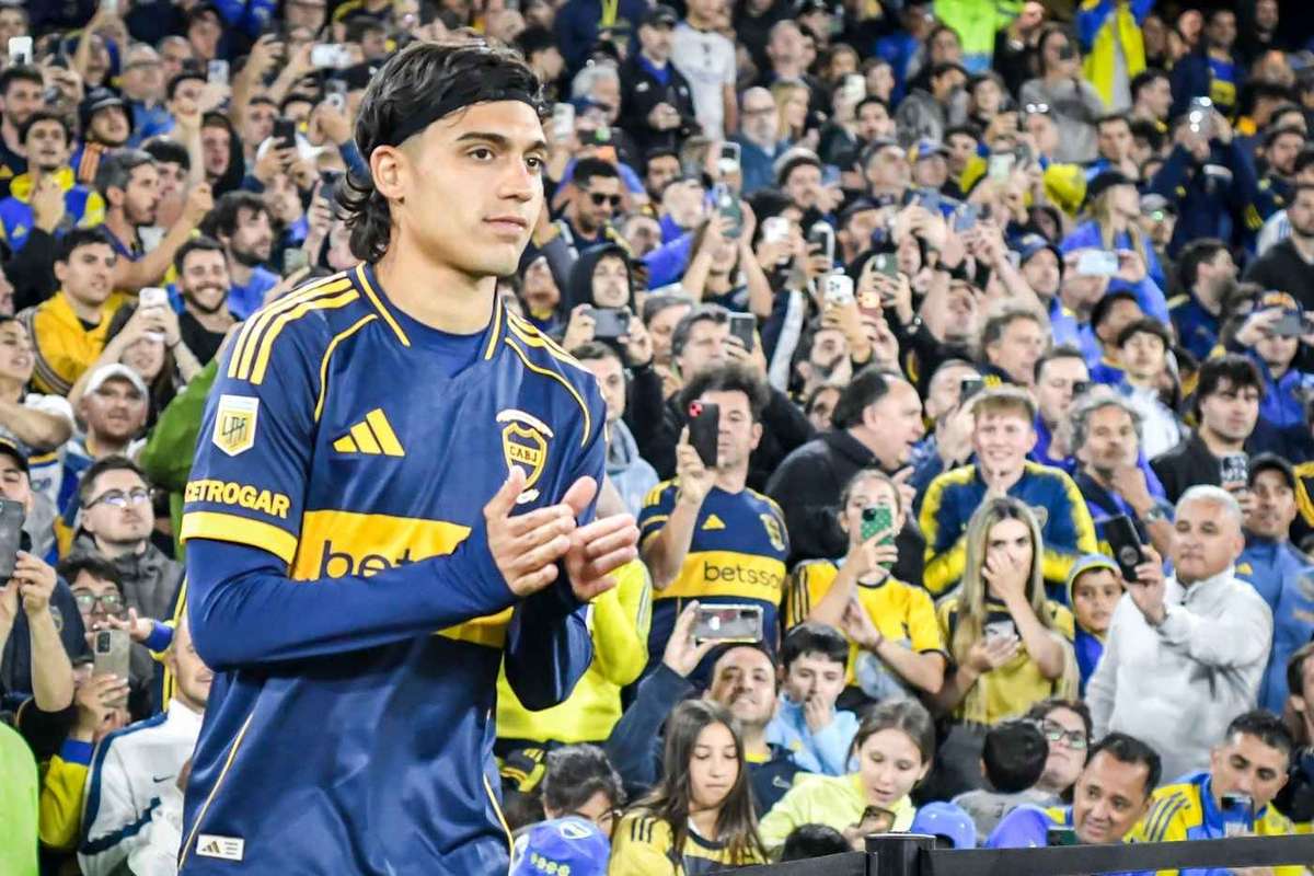 Naples tout proche de recruter Exequiel Zeballos en provenance de Boca Juniors
