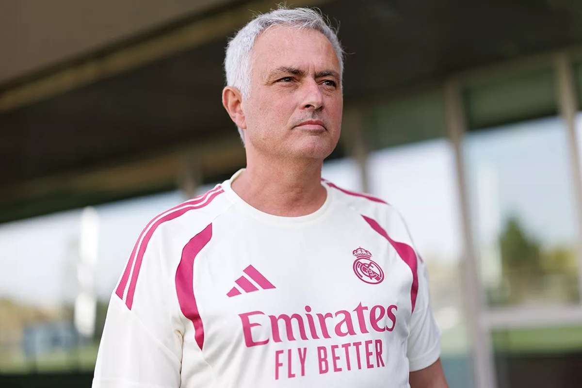 Mourinho: "No es trabajar en el Real Madrid sino para el Real Madrid"