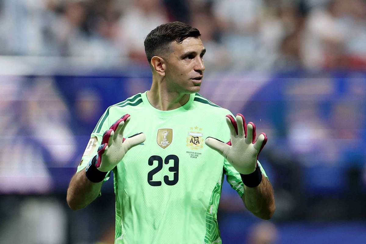 Aston Villa veut tout faire pour empêcher le départ d'Emiliano Martinez