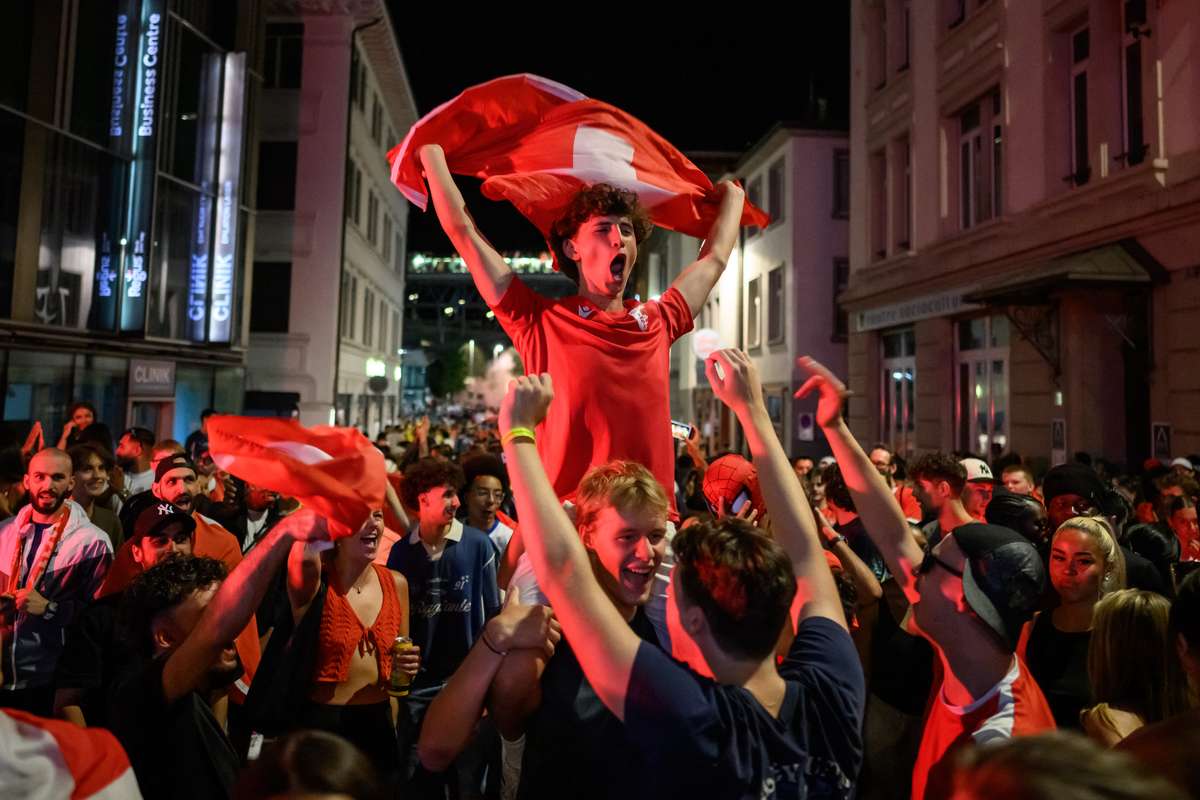 Nuit blanche autorisée dans des bars et restaurants suisses pour le 1/4 de finale