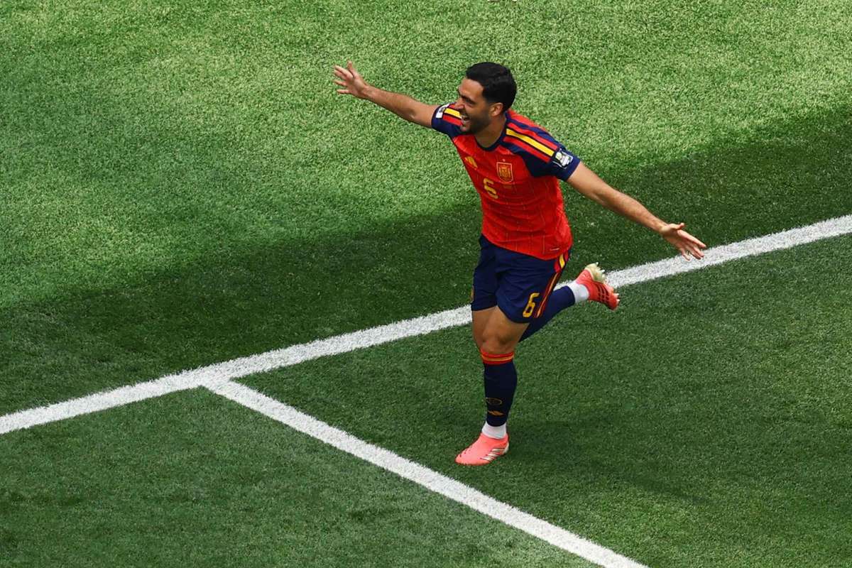 O dom de Mikel Merino para marcar golos decisivos como suplente pela Espanha