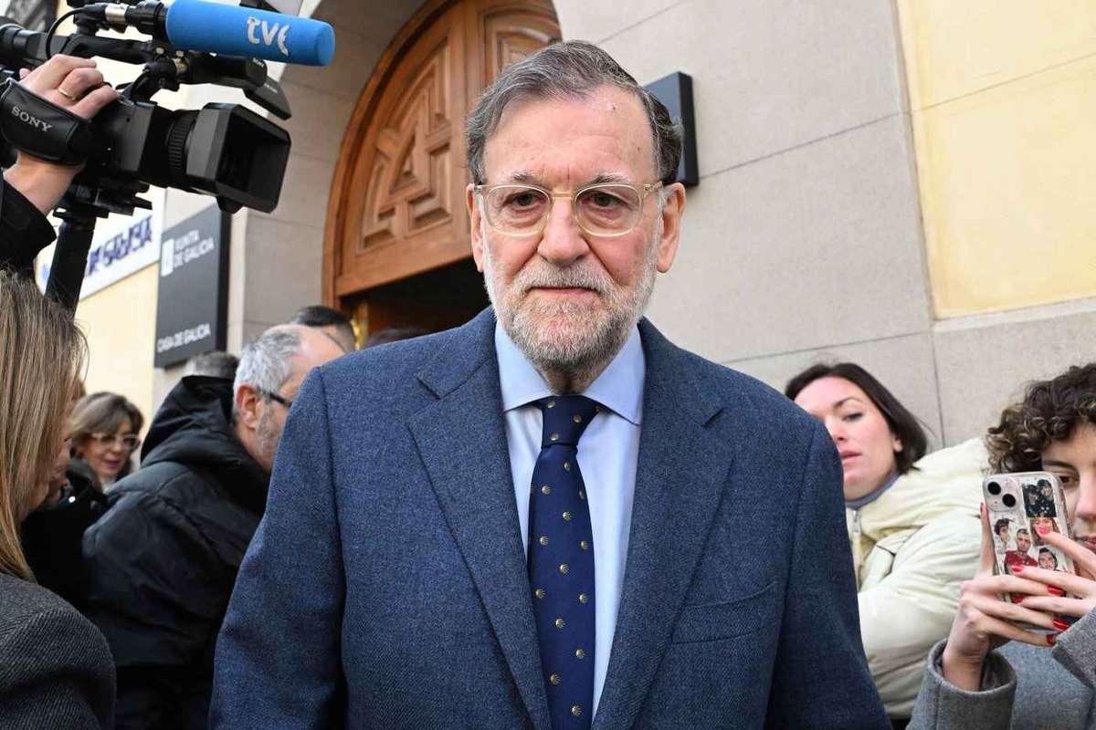 Frankreich spielt "ohne Franzosen": Spanischer Ex-Ministerpräsident sorgt für Ärger