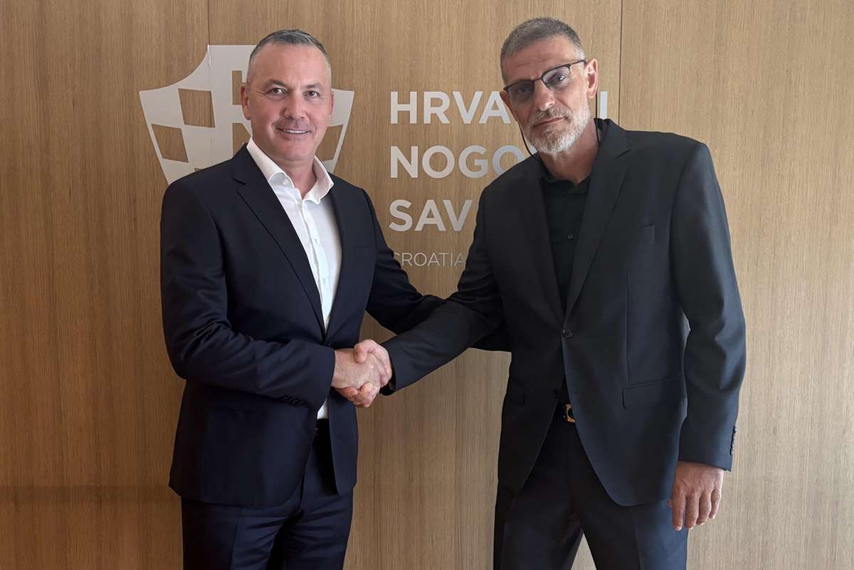 Oficial: Slaven Bilic é o novo selecionador da Croácia