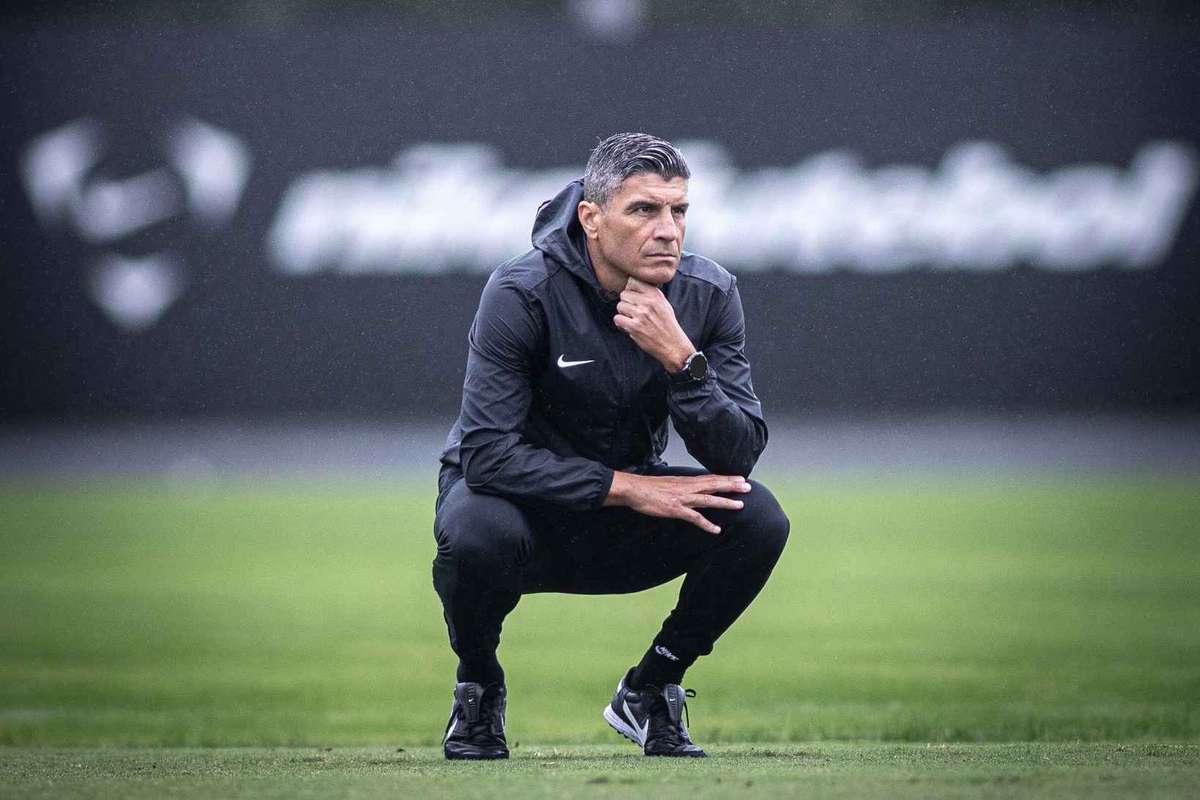 Pedro Emanuel apresentado no Vasco da Gama: "Temos uma intervenção que tem de ser imediata"