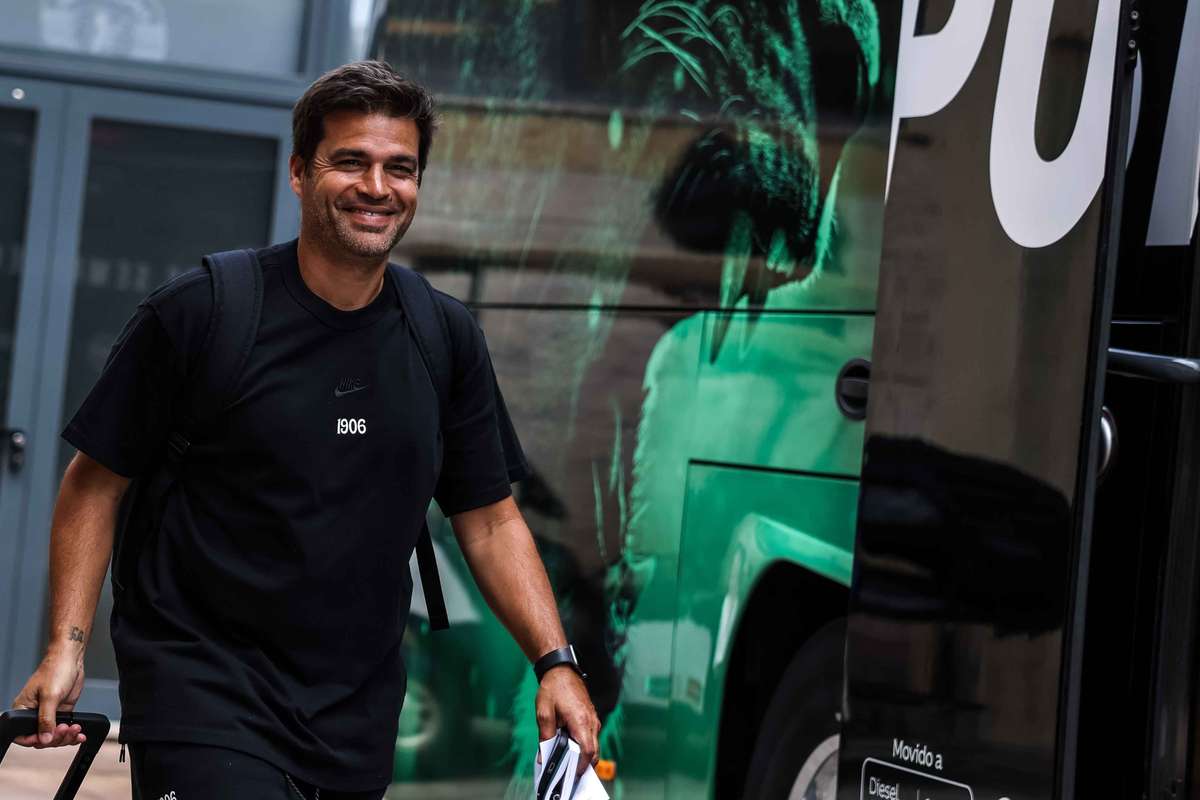 Sporting B ruma a Moncarapacho para o estágio de pré-época