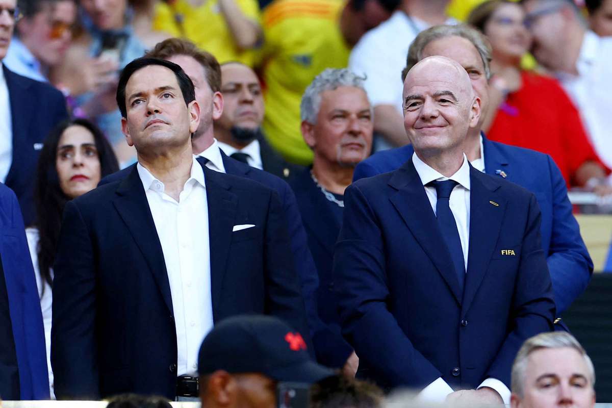 TV-Regie zeigt häufig Infantino – FIFA bestreitet Anweisung