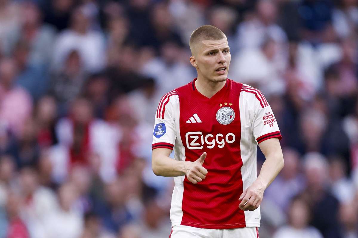 Anton Gaaei (Ajax) chega a acordo com o Eintracht Frankfurt, clube define exigências