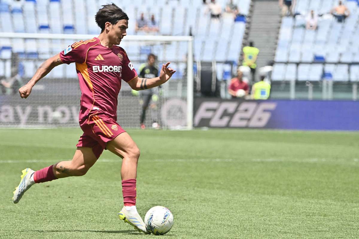 Mercado em Itália: Frosinone fecha com El Azzouzi, Dybala renova com a Roma