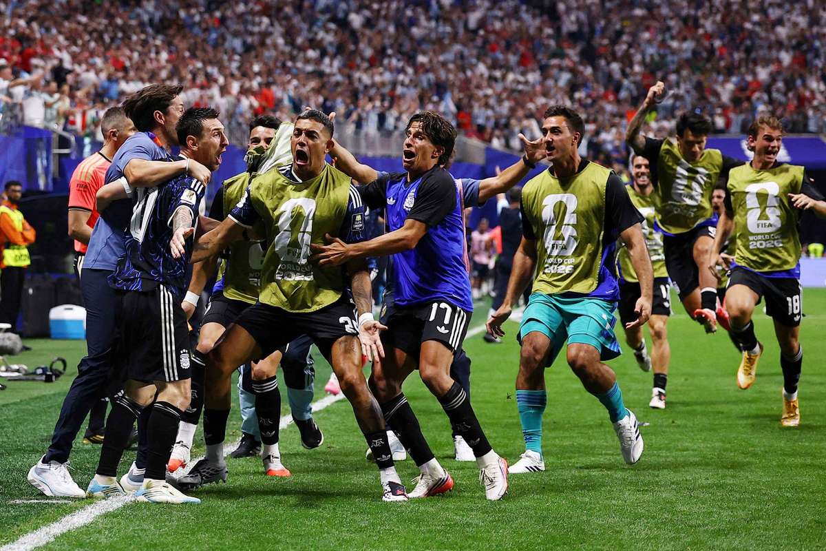 Argentina mount incredible late comeback to edge England and reach World Cup final