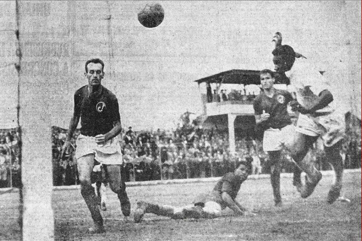 Veja como a Google usou 2 mil registos históricos para reconstruir golo mais bonito de Pelé