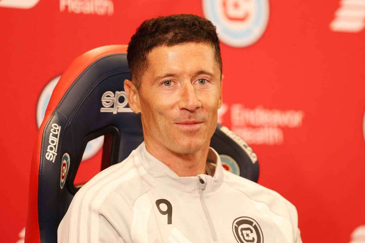 Lewandowski "Je ne pouvais pas rester en Europe sans jouer pour Barcelone"