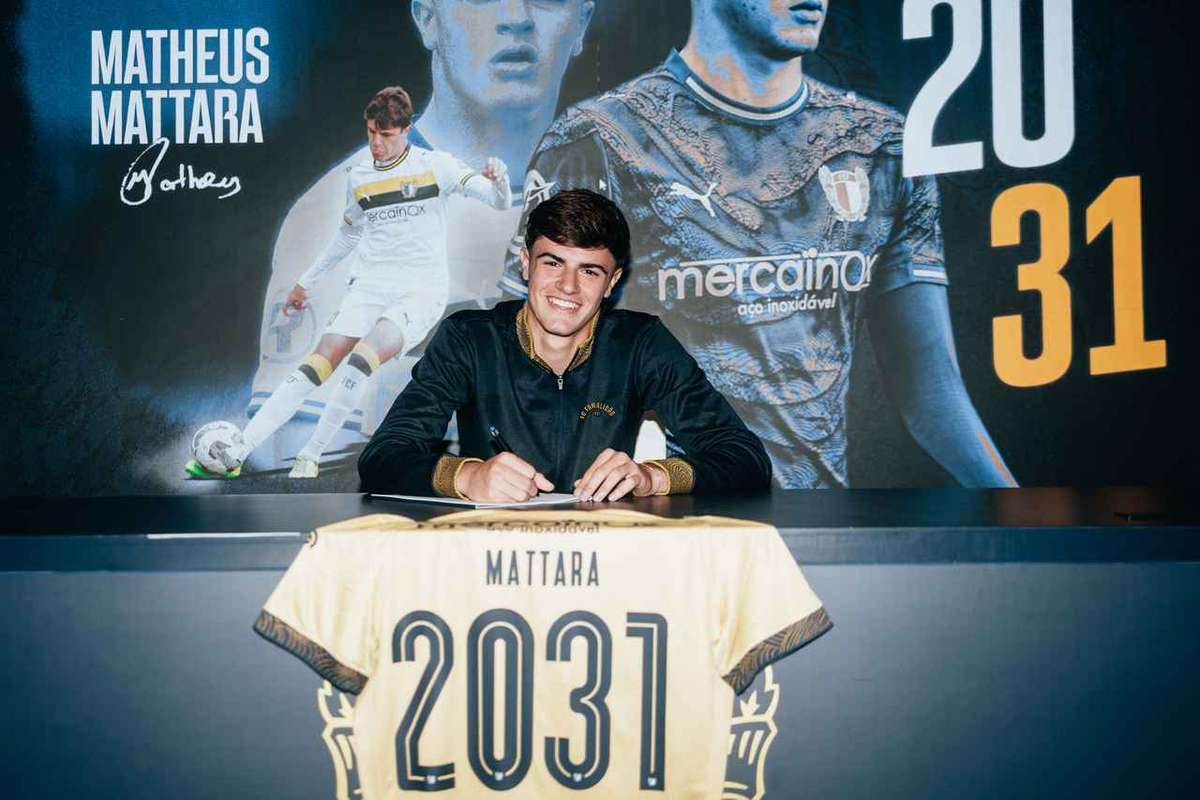 Oficial: Famalicão segura Matheus Mattara com novo contrato até 2031