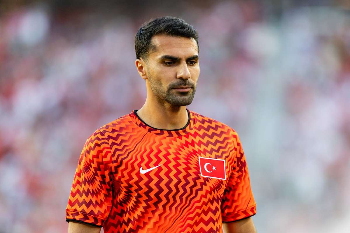 La Juventus se interpone en la renovación de Zeki Celik con la Roma