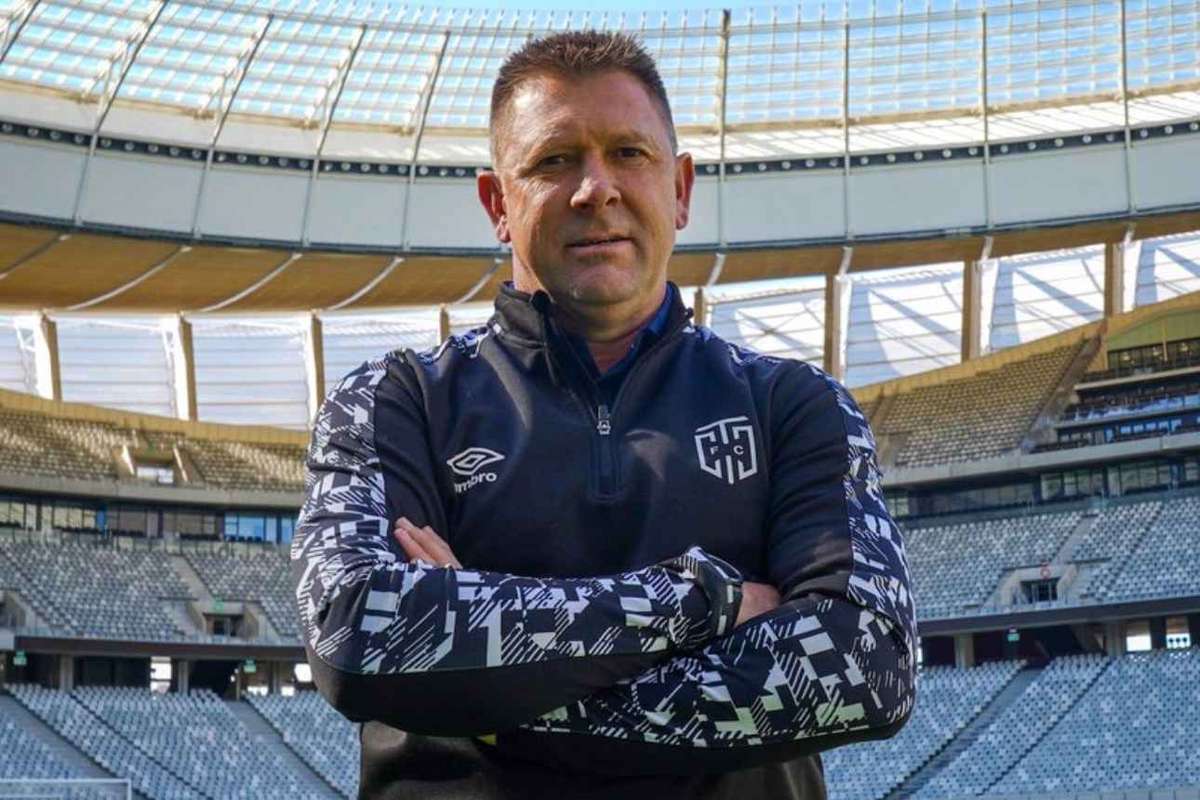Asante Kotoko appoint Eric Tinkler as new head coach