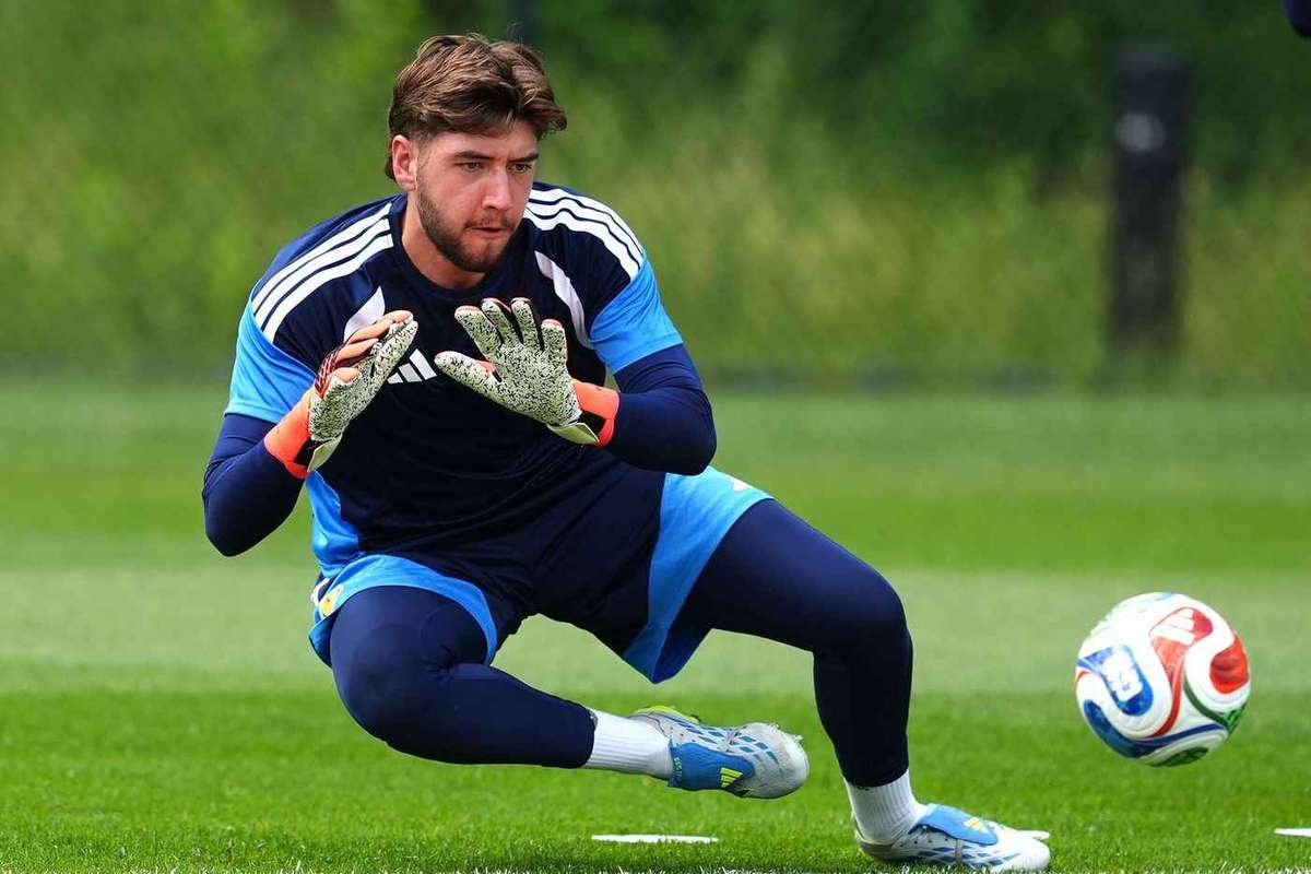 Liam McFarlane (Hearts) reforça o Partick Thistle por empréstimo