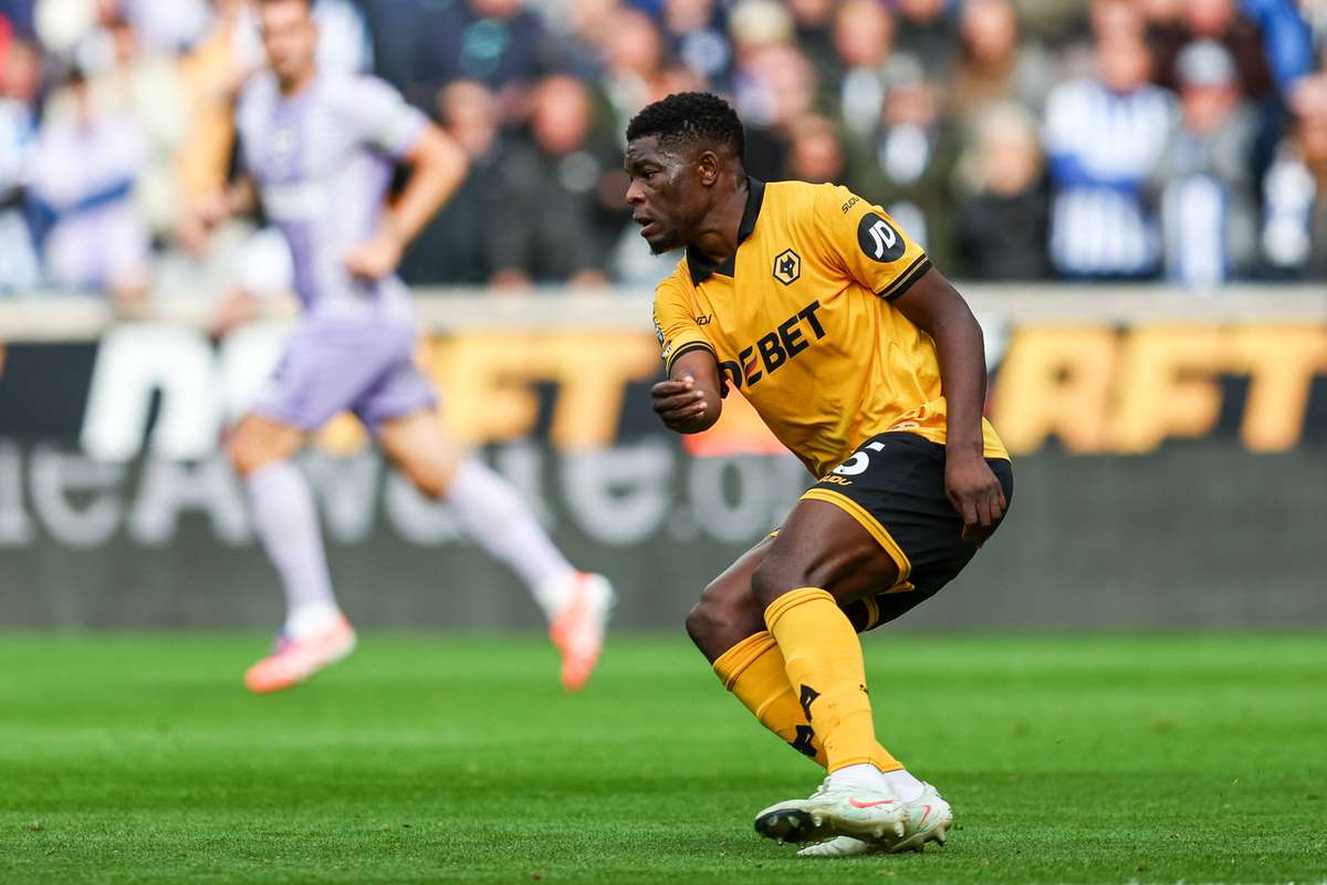 Marshall Munetsi sets Wolves target after returning from Paris FC loan spell