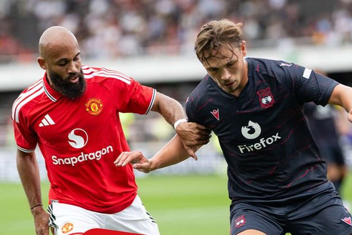 Manchester United s’incline face à Wrexham (0-1) lors de son premier test de pré-saison