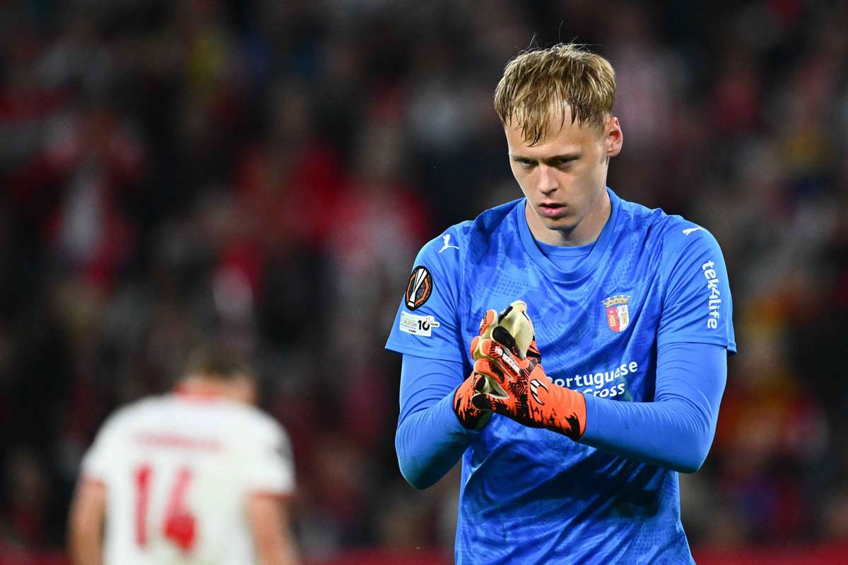 Horníček recusou proposta da Premier League e decisão caiu bem em Braga