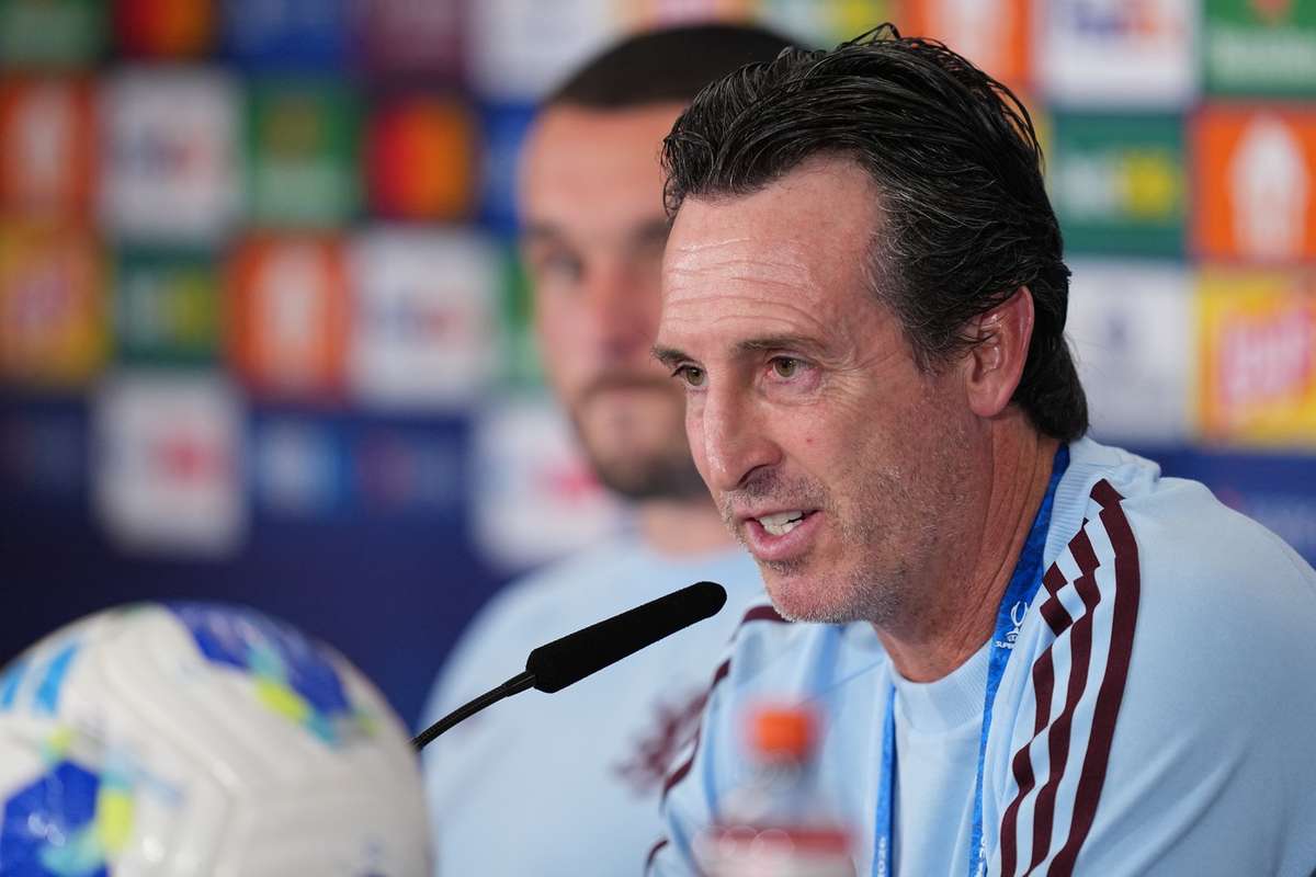Unai Emery admite favoritismo do PSG na Supercopa contra o Aston Villa