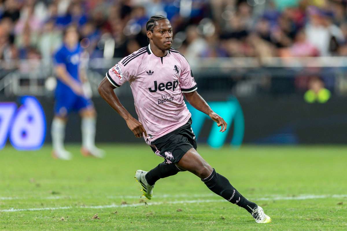 Oficial: Jonathan David completa o ataque do Atlético de Madrid que fica com opção de compra