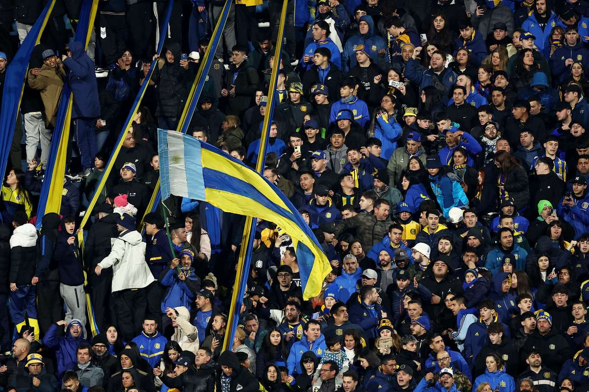 Conmebol multa Rosario Central por insultos racistas em jogo contra Corinthians
