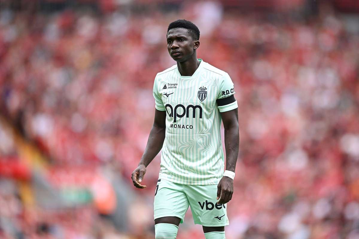 Lamine Camara to Chelsea reportedly off after Monaco go back on their word