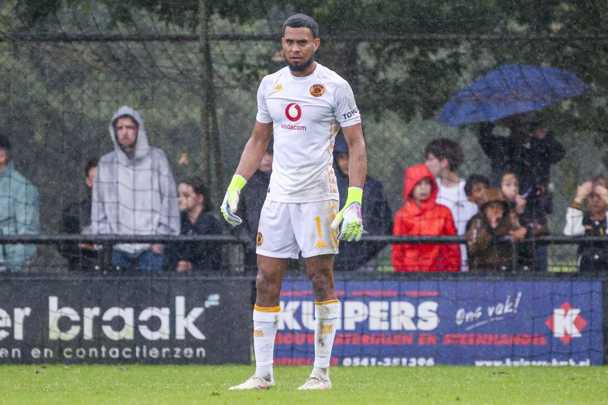 What Kaizer Chiefs coach Da Cruz said about keeper Brandon Petersen’s howlers