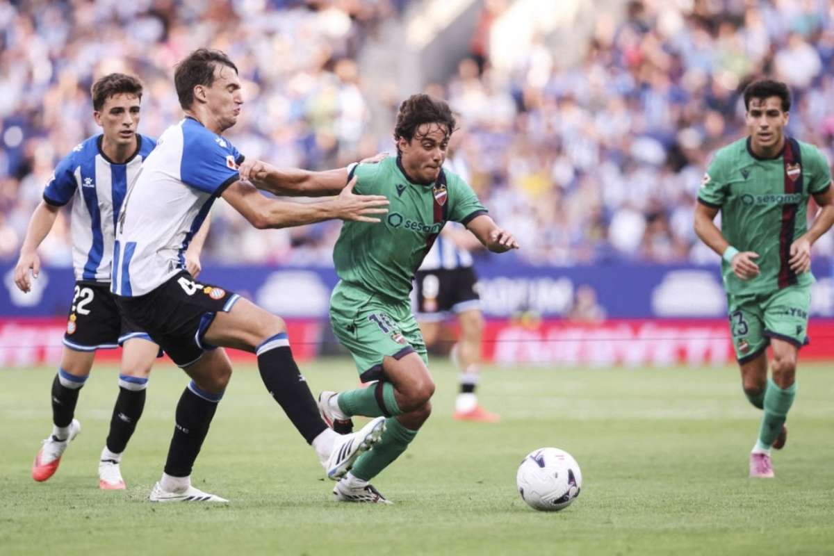 Club América próximo de garantir Carlos Álvarez (Levante)