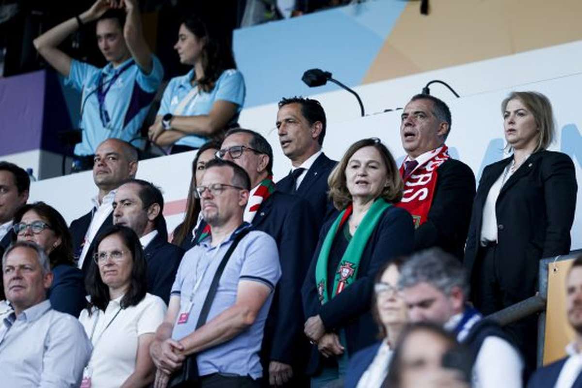 Sócios do Benfica vão votar retirada de confiança em Pedro Proença