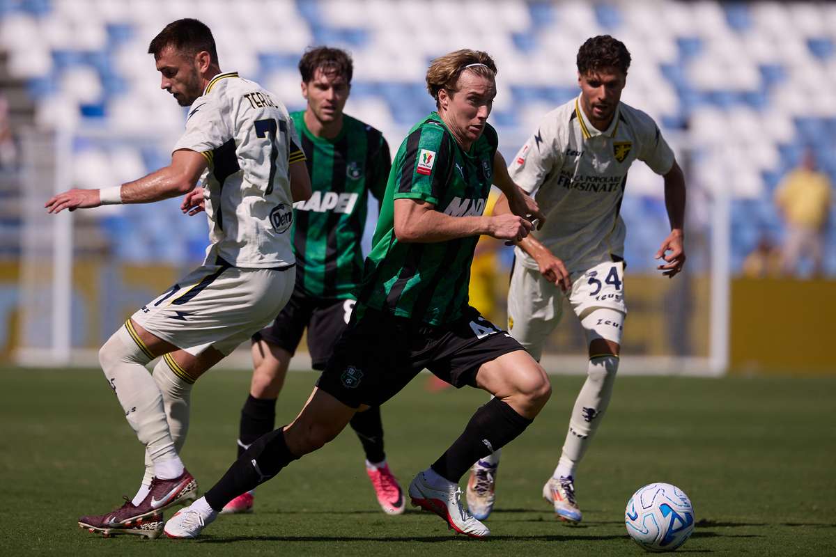 Taça de Itália: Sassuolo elimina Frosinone nos penáltis (1-1, 4-3 gp) e vai defrontar a Juventus