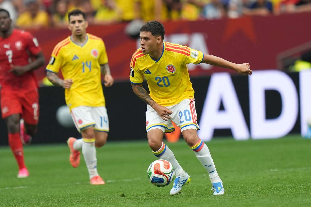 Juan Quintero, ex-FC Porto, anuncia retirada da seleção da Colômbia por "frustração"