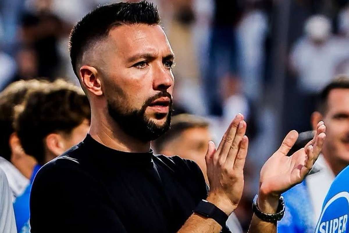 Farioli deixa aviso aos jogadores: "Se pensaram que podiam estar noutro sítio, é altura de regressarem"